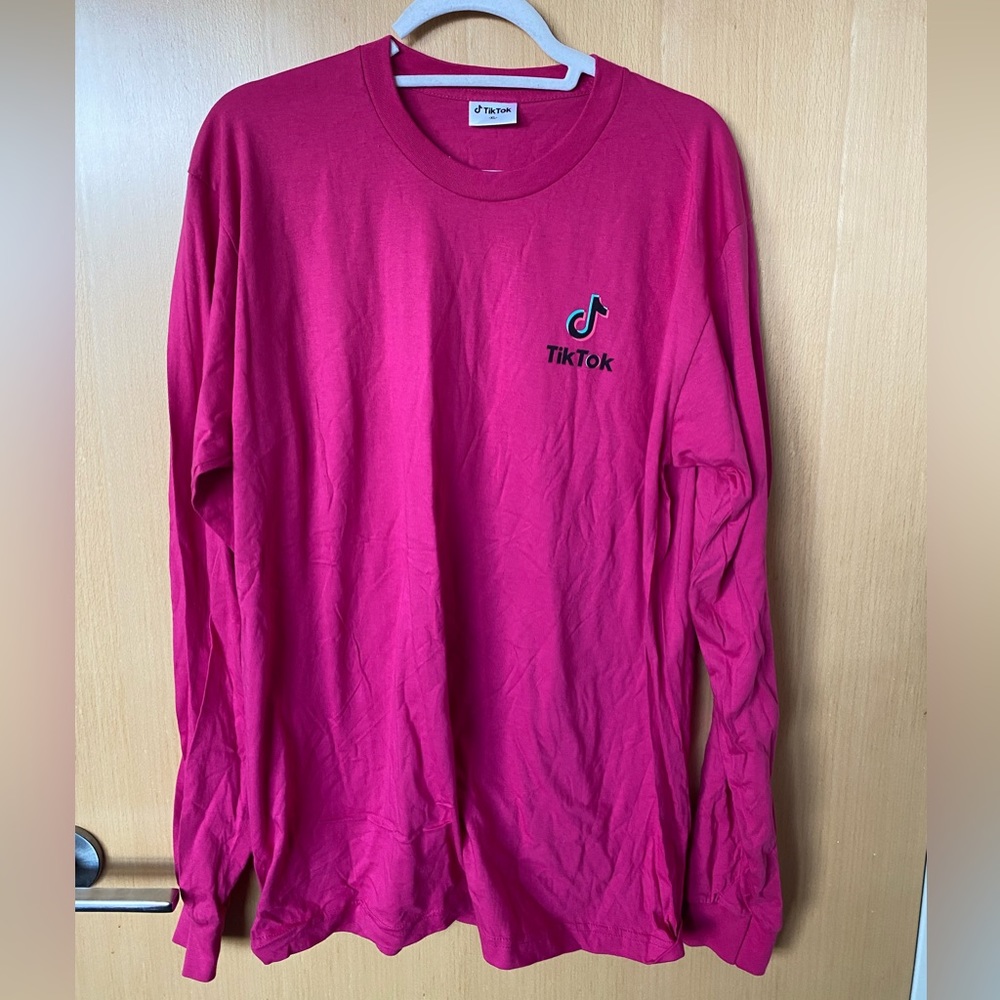 Official Tik Tok Pink Magenta Long Sleeve Shirt XL 16 Unisex